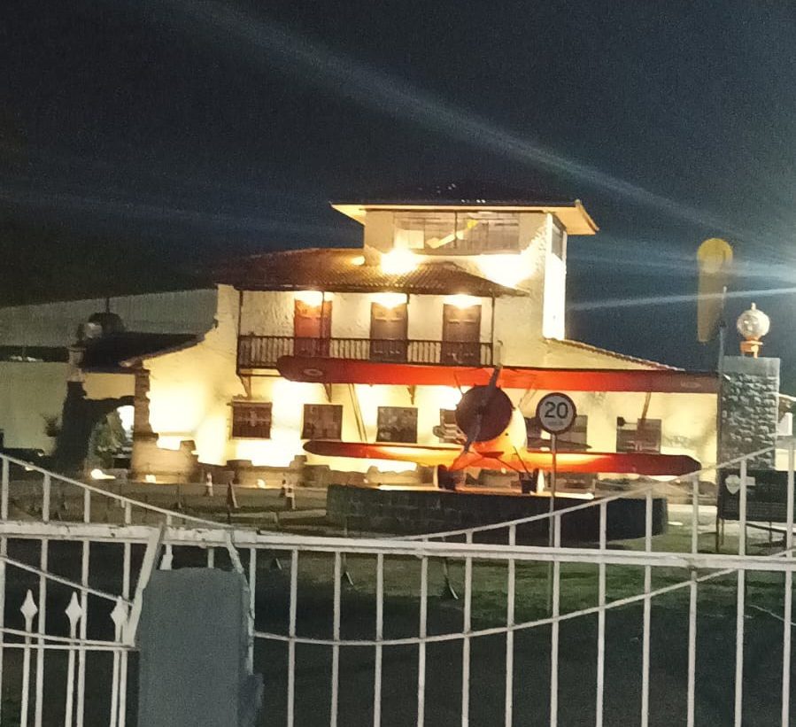 Prosa poética: “Eu diante do Clube GRESFI”